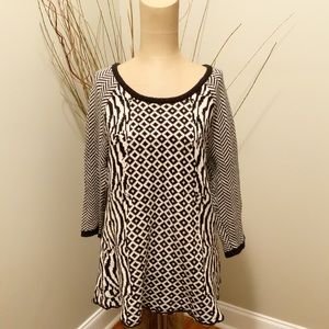Fever black/white sweater size Large